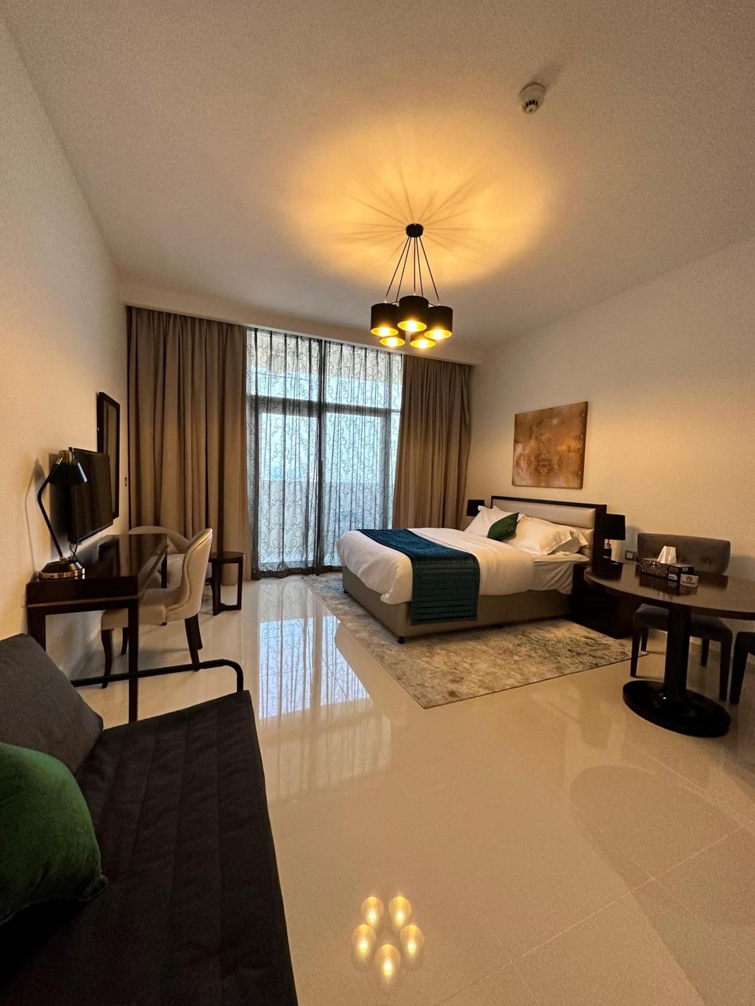Your Perfect Stay In Jvc Dubai Eksteriør billede