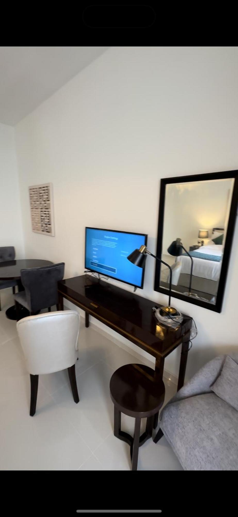 Your Perfect Stay In Jvc Dubai Eksteriør billede